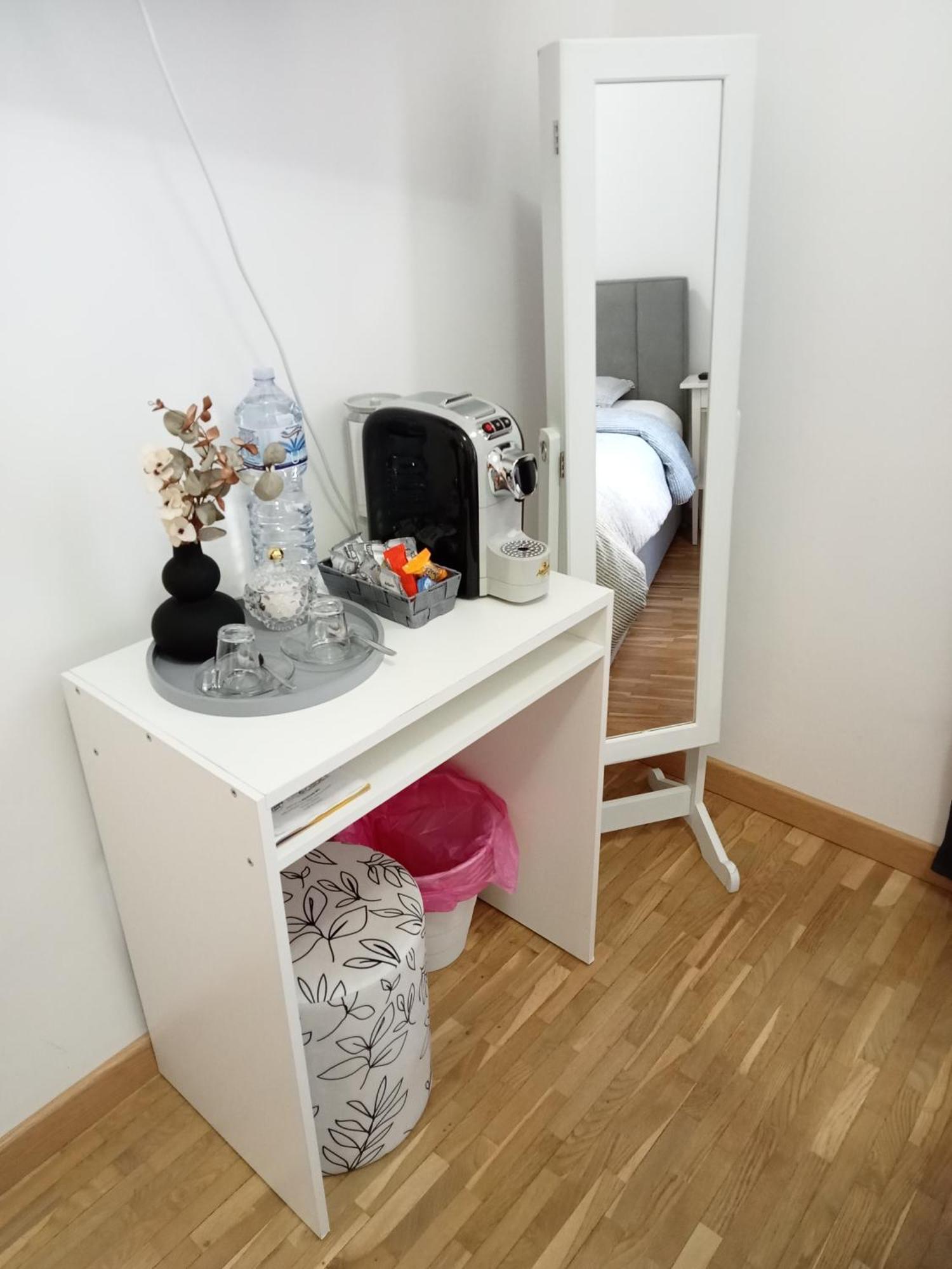 Fenix Rooms Триест Екстериор снимка